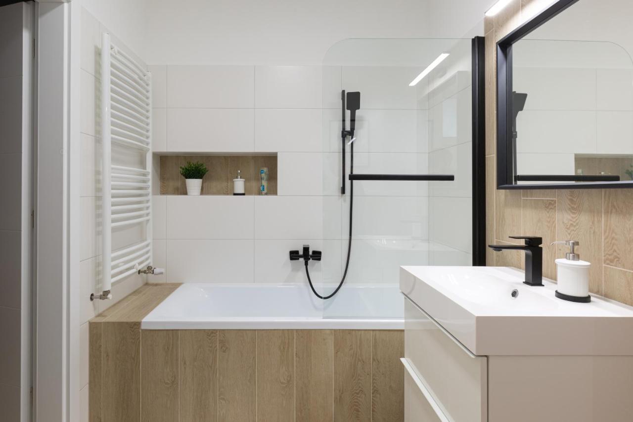 Second Home Apartment บูดาเปสต์ ภายนอก รูปภาพ
